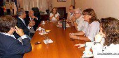 Acuerdo con la Universidad del centro por la deuda que mantiene la Municipalidad