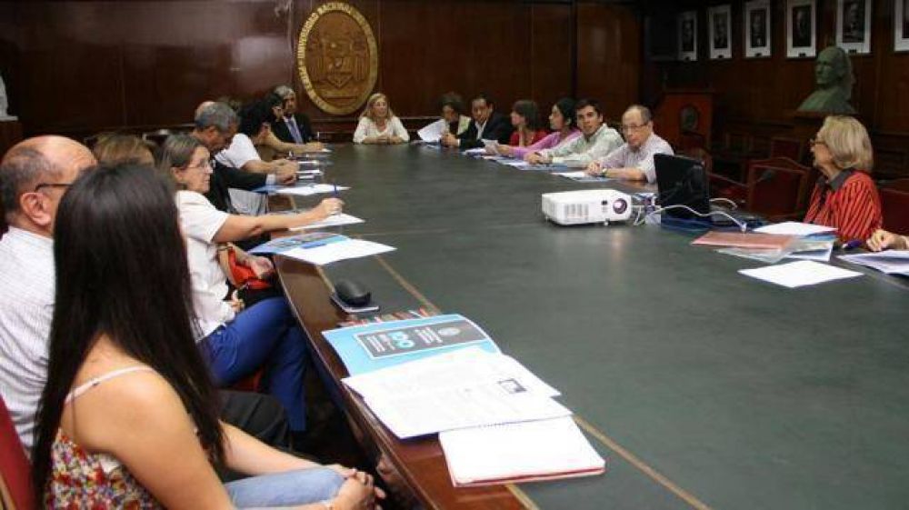 La UNT conform� la Subcomisi�n de Universidades Promotoras de la Salud
