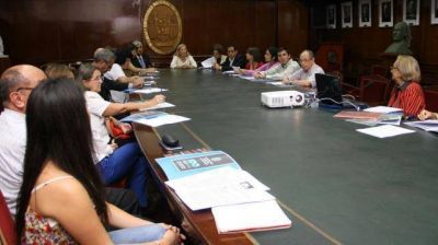 La UNT conform� la Subcomisi�n de Universidades Promotoras de la Salud