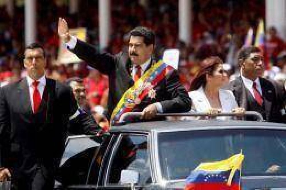 Maduro denuncia un plan de magnicidio por parte de EEUU y propone una comisin de paz