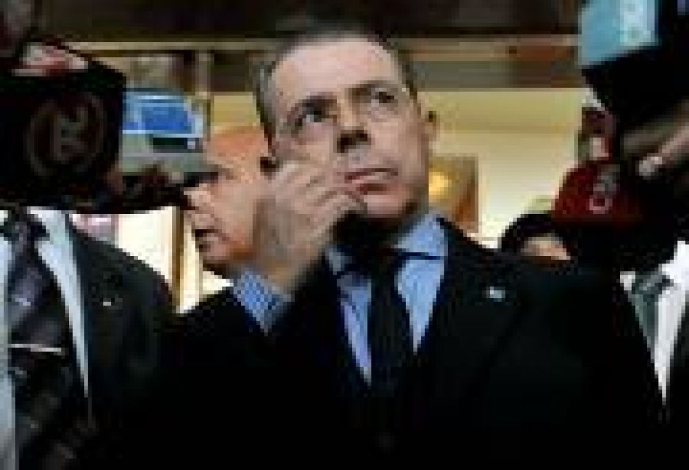Magistratura eval�a denuncias contra Oyarbide: �No ser� bajo presi�n�