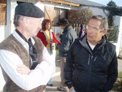 Quiroga no le tirar� piedras a Sapag, dice
