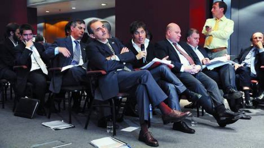 Ordenan investigar la actuaci�n de funcionarios en la Asamblea de Clar�n