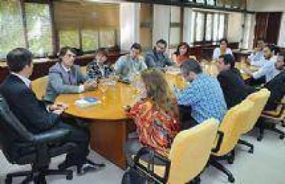 Provincia y Naci�n acuerdan nuevas pautas de trabajo para prevenir adicciones