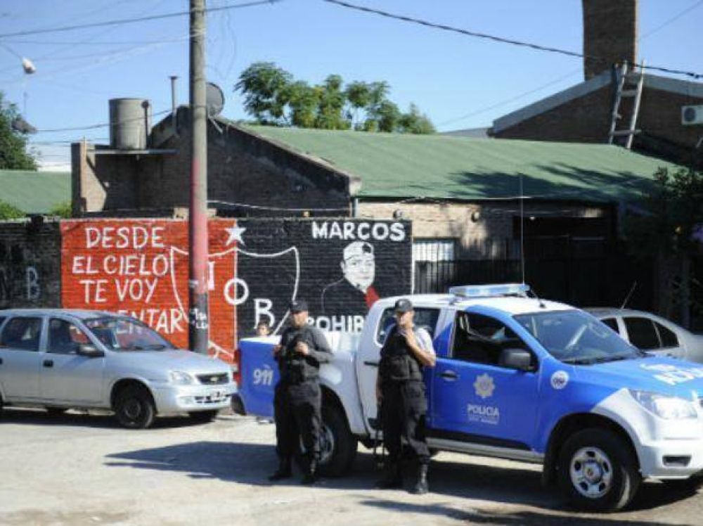 Fein pretende sumar 500 agentes uniformados de Rosario a la Polic�a Comunitaria