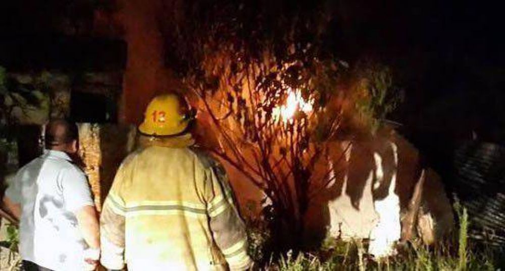 Incendio en barrio Don Carlos