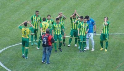 Aldosivi apenas empat� ante Brown de Adrogu�