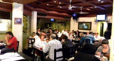Controlan que haya pagos con tarjeta en los restaurantes