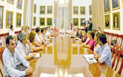 Se realiza hoy la audiencia entre el gobierno provincial y los gremio