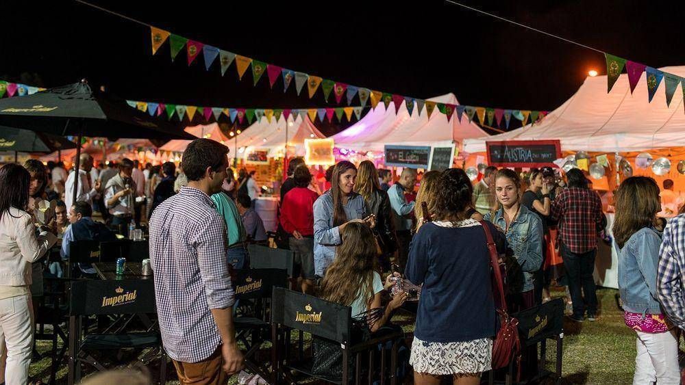 San Isidro: M�s de 5.000 personas en la apertura de �Bocas Abiertas�