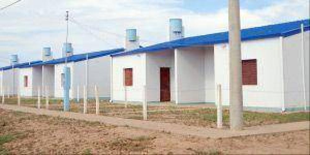 Se entregar�n 400 viviendas en dos meses