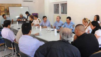La venta de drogas y el accionar policial, los principales temores barriales