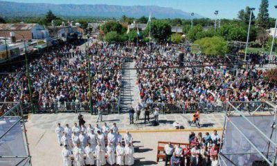 Una multitud particip� de la celebraci�n por el natalicio de Cura Brochero