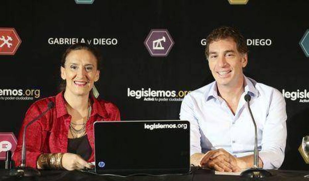 Michetti y Santilli presentaron la web Legislemos