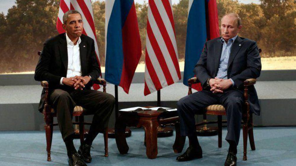 Obama advierte a Putin ante posibles sanciones a Rusia por Crimea