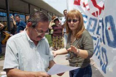 Otra semana con aulas vac�as: Atech y Sitech, de paro por 72 horas
