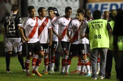 River no se despert� a tiempo y perdi� ante All Boys 3 a 2