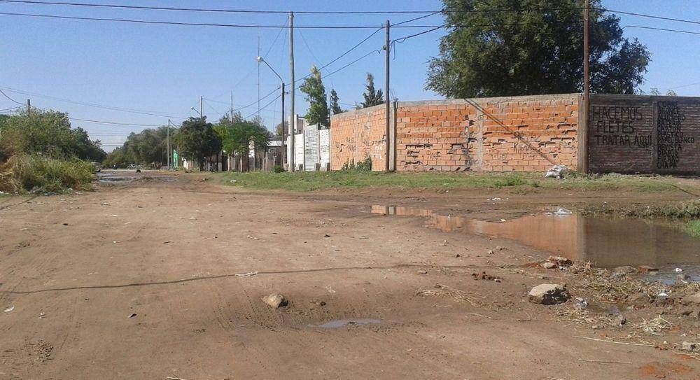Barrio Progreso: tiene 22 a�os y le pegaron 3 tiros; est� grave