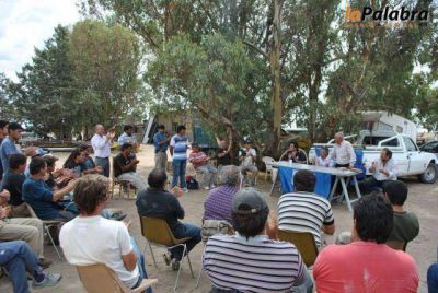 Finaliz� con �xito el primer curso de Construcci�n de alambrados