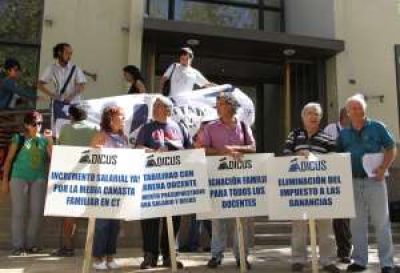 La UNSJ analiza medidas para frenar el paro docente