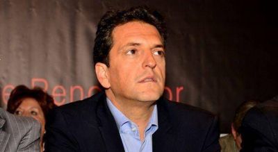 Massa pidi� que se retome inmediatamente la paritaria docente y que sea televisada
