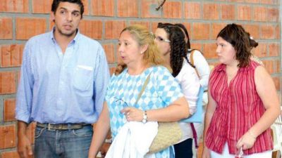 Un funcionario provincial oper� para Fiore y Loutaif