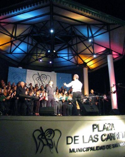 En San Miguel miles de vecinos disfrutaron de la Misa Criolla interpretada por Opus Cuatro