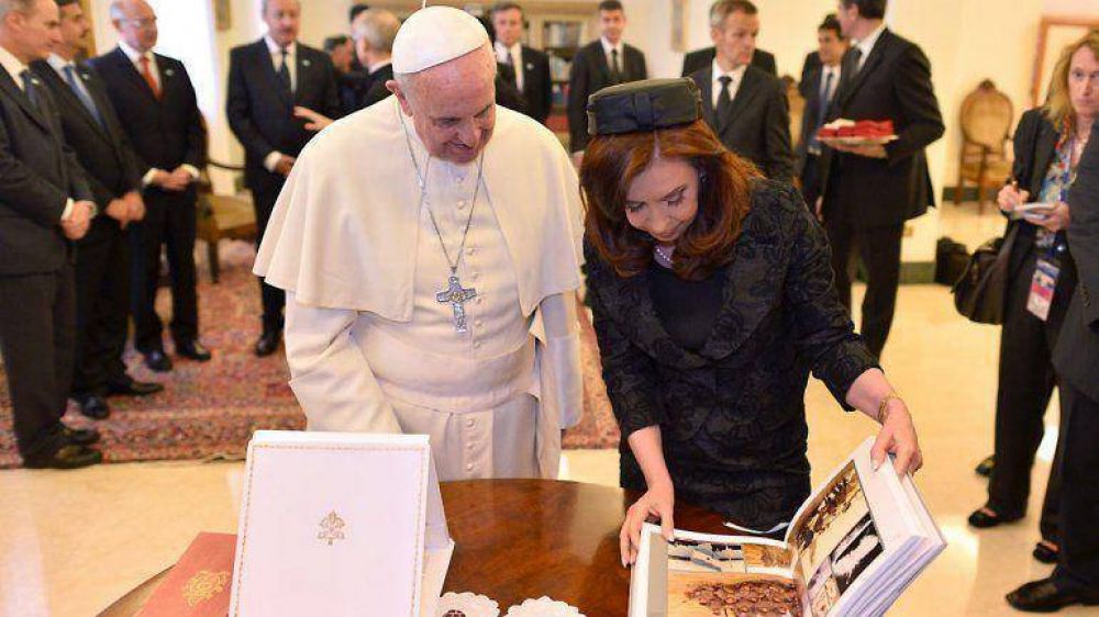 Cristina, tras la reunin con el Papa: "Muchos deberan leerlo, no solamente sacarse una foto"