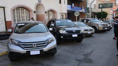 Kicillof neg� que el impuesto interno haya disparado los precios en los autos de lujo