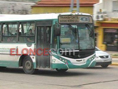 Cuatro l�neas de colectivos cambiar�n de recorrido por arreglos de calles en Paran�