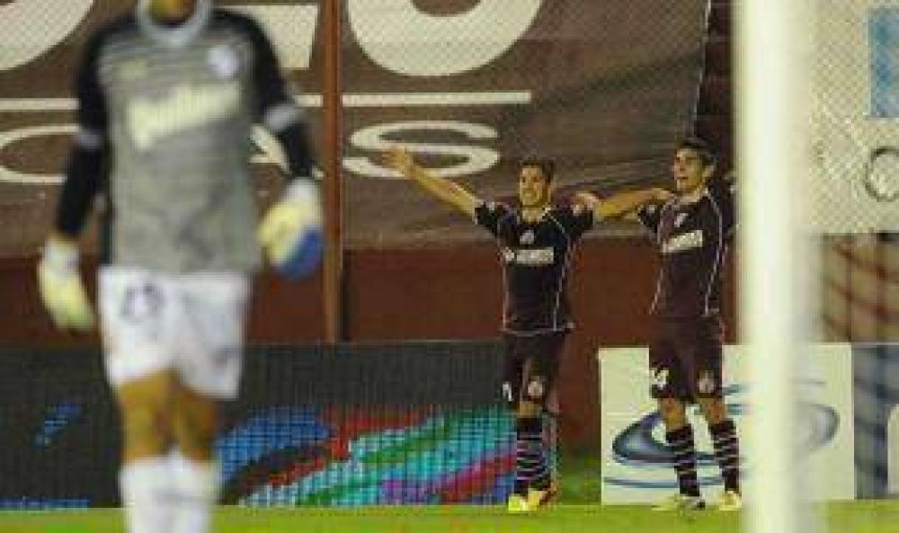 Lan�s derrot� a Quilmes y va por la punta del torneo