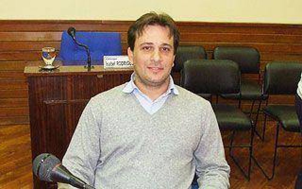 Municipales de Avellaneda acordaron un aumento del 37%