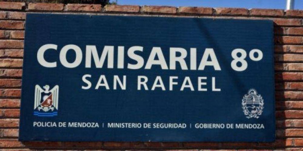 Cay� uno de los �Geniol� tras asaltar a un joven y resistirse a la Polic�a