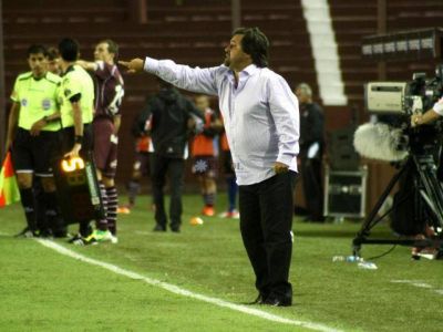 Caruso Lombardi: "Estoy inventando siempre"
