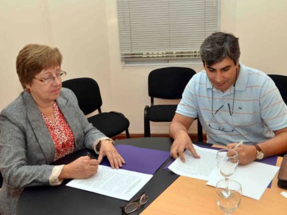 Alumnos de la UNViMe har�n las pr�cticas en el Policl�nico
