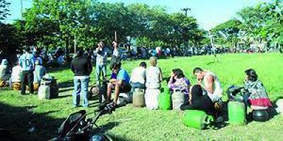 Contin�an los problemas en la Capital y el Interior para conseguir el Gas Subsidiado 16 pesos