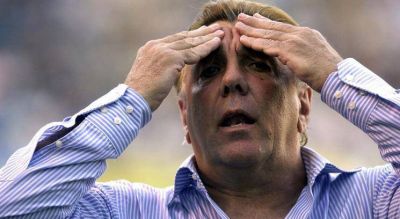 Si le gana a Racing, Belgrano deja sin trabajo a Reinaldo "Mostaza" Merlo