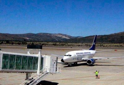 Buena cantidad de pasajeros en vuelos de Aerol�neas que une Bariloche con C�rdoba