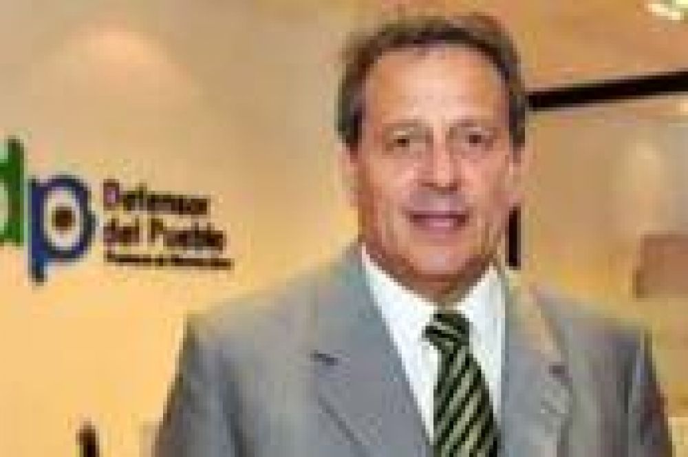 Para el Defensor del Pueblo �hay una colisi�n de Derechos�