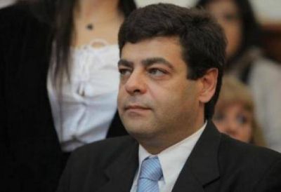 Ministro Mart�nez particip� del 1er Foro de Concejales del PJ