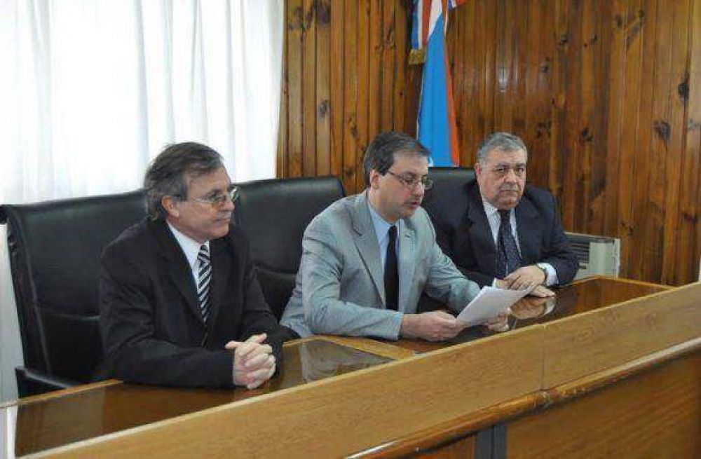 Piden penas de 10 y 20 a�os por abuso sexual contra Carrizo