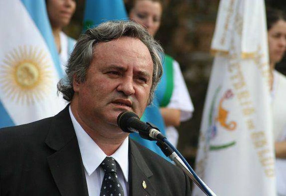 Para De la Torre, la paciencia de la gente "est� agotada por el paro"