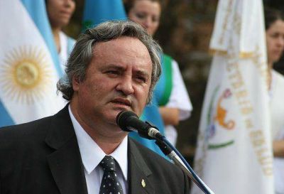 Para De la Torre, la paciencia de la gente "est� agotada por el paro"