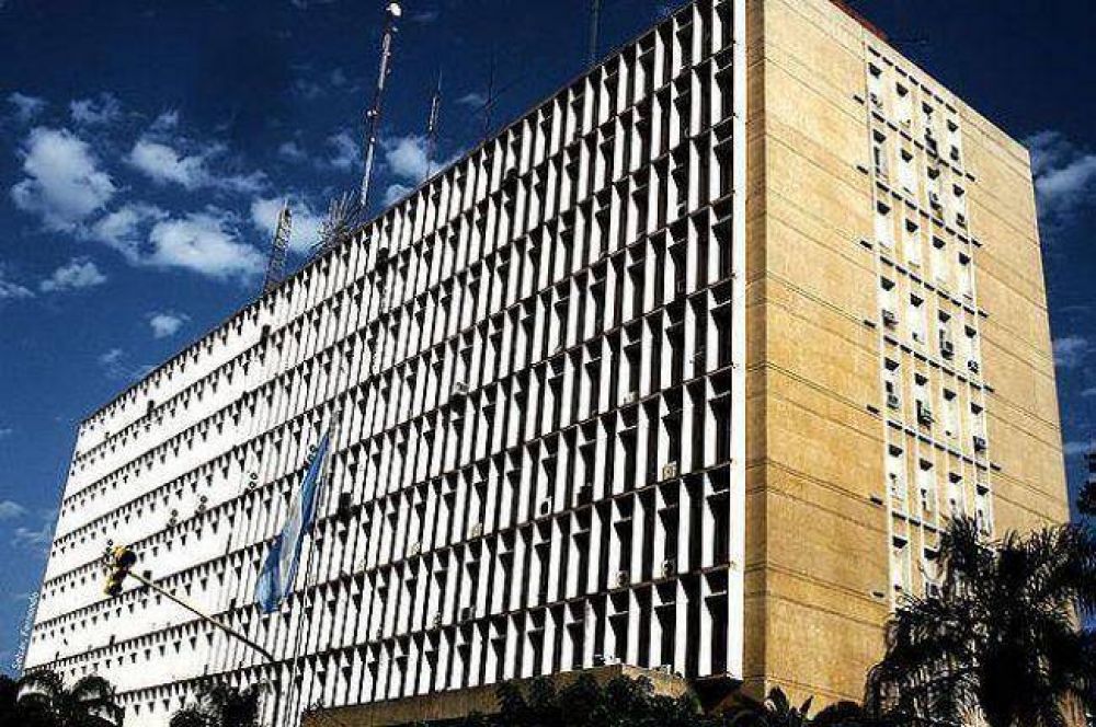Conflictos salariales: Docentes y empleados p�blicos ratificaron paro de 72 horas