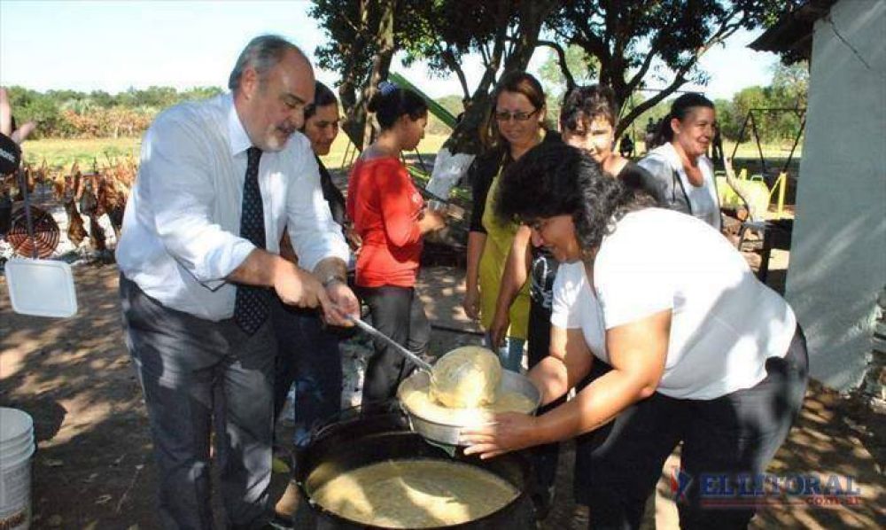 Colombi desestim� la re-reelecci�n pero no una posible reforma constitucional
