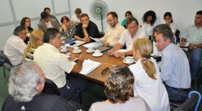 Diputados recibieron a Petrovich y Mijno