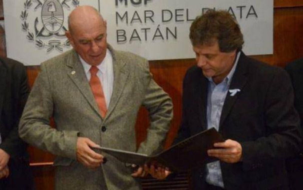 Pulti suspendi� las horas extras en el municipio