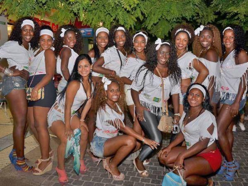 Este mi�rcoles llegan los 1.600 pasistas brasile�os para el Carnaval