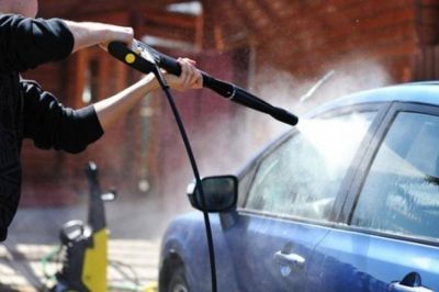 Bares, comercios y lavaderos pagar�n m�s por los excesos en el uso del agua