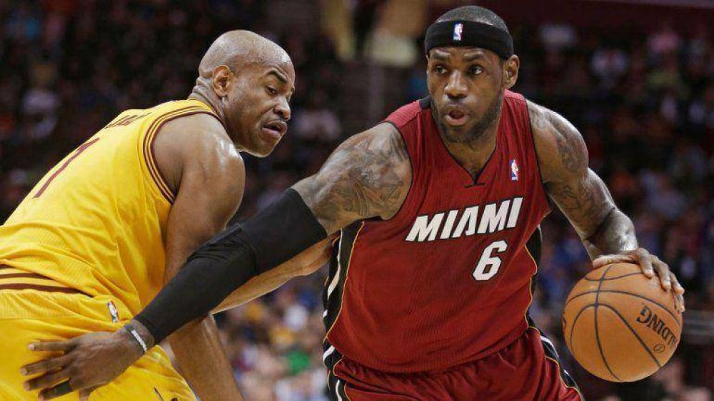 NBA: LeBron James aport� 43 puntos en la victoria de los Heat